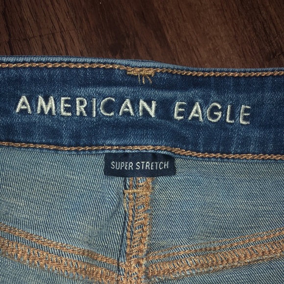American Eagle Button Fly Distressed Denim Jean Shorts Frayed Hem Size 4    1010 - Picture 11 of 14